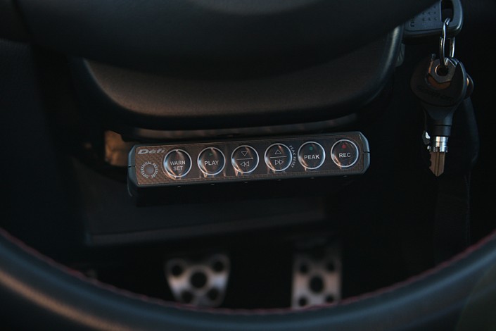 Wood STi - Defi Head unit